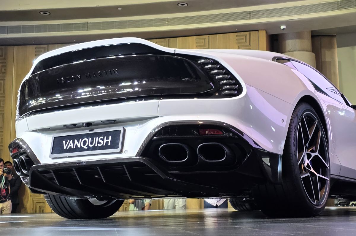 Aston Martin Vanquish rear Kamm tail Aston Martin Vanquish rear Kamm tail
